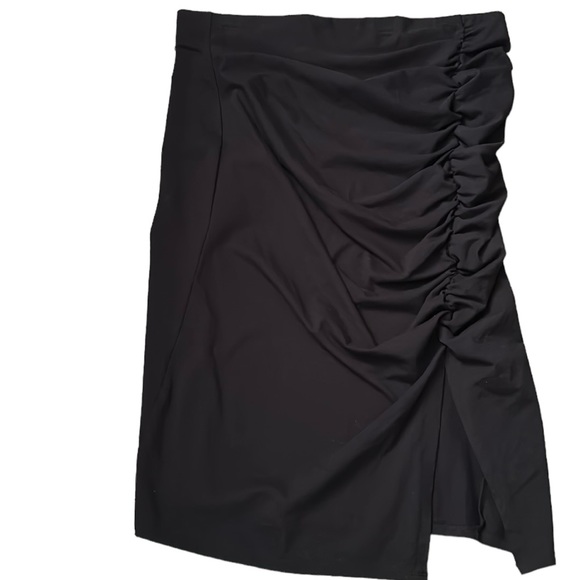 NWOT’s Nine West black skirt size XXL Stetchy - Picture 1 of 3